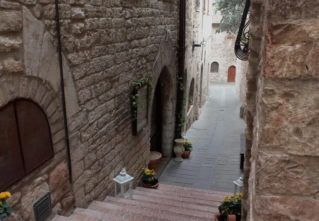 Hotel Il Vicoletto Assisi