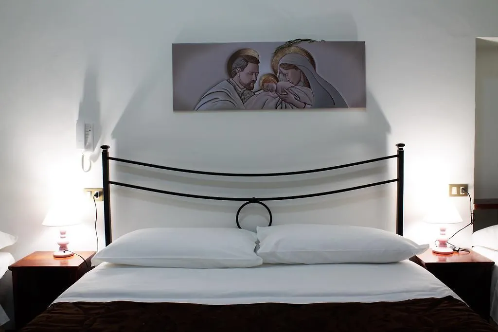 Hotel Il Vicoletto Assisi