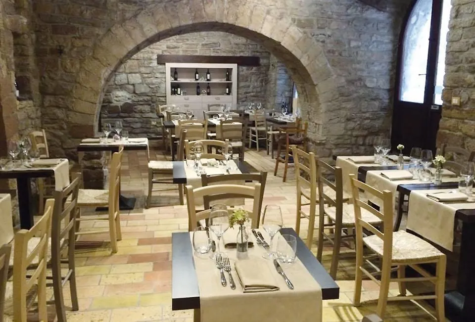 Hotel Il Vicoletto Assisi 0*,  Italy