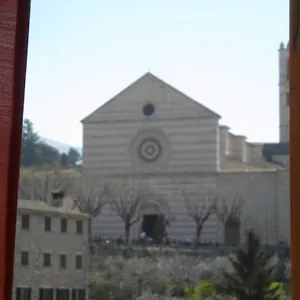 Pensión Santa Chiara, Asís